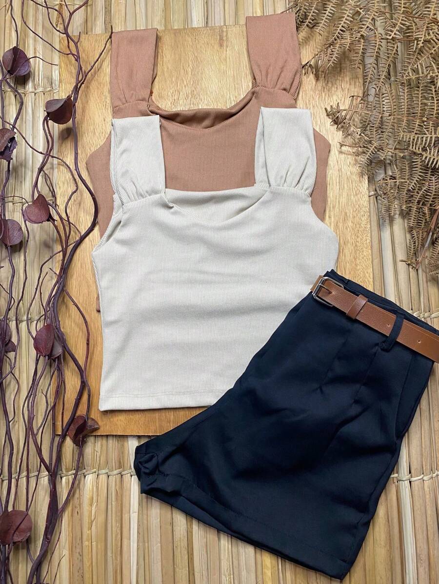 kit  Feminino 4 itens: 2 Croppeds Canelados + Cinto+ Short em Alfaiataria Com  Bolsos