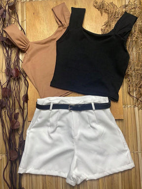 kit  Feminino 4 itens: 2 Croppeds Canelados + Cinto+ Short em Alfaiataria Com  Bolsos